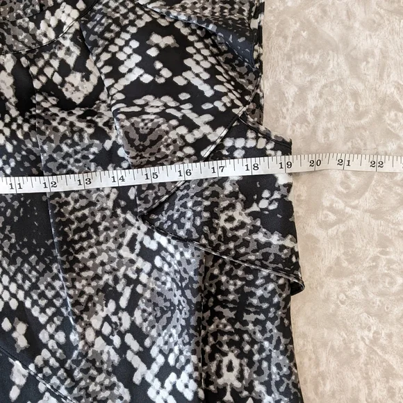 Michael Michael Kors Blouse Size 8 - Picture 6 of 7